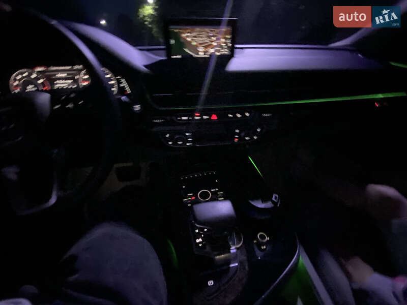 Позашляховик / Кросовер Audi Q7 2016 в Дрогобичі