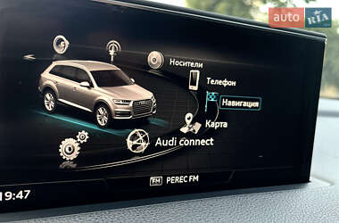 Внедорожник / Кроссовер Audi Q7 2016 в 