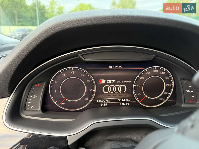 Внедорожник / Кроссовер Audi Q7 2016 в Коростышеве