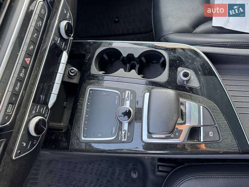 Внедорожник / Кроссовер Audi Q7 2018 в Львове