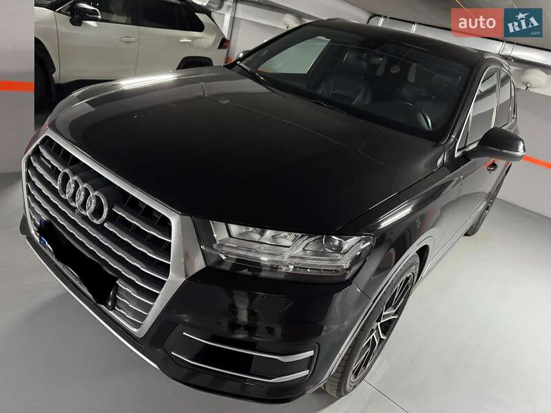 Внедорожник / Кроссовер Audi Q7 2017 в Ивано-Франковске