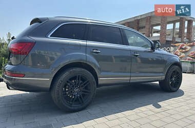 Внедорожник / Кроссовер Audi Q7 2013 в 