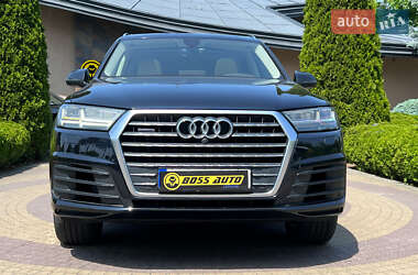 Внедорожник / Кроссовер Audi Q7 2016 в 