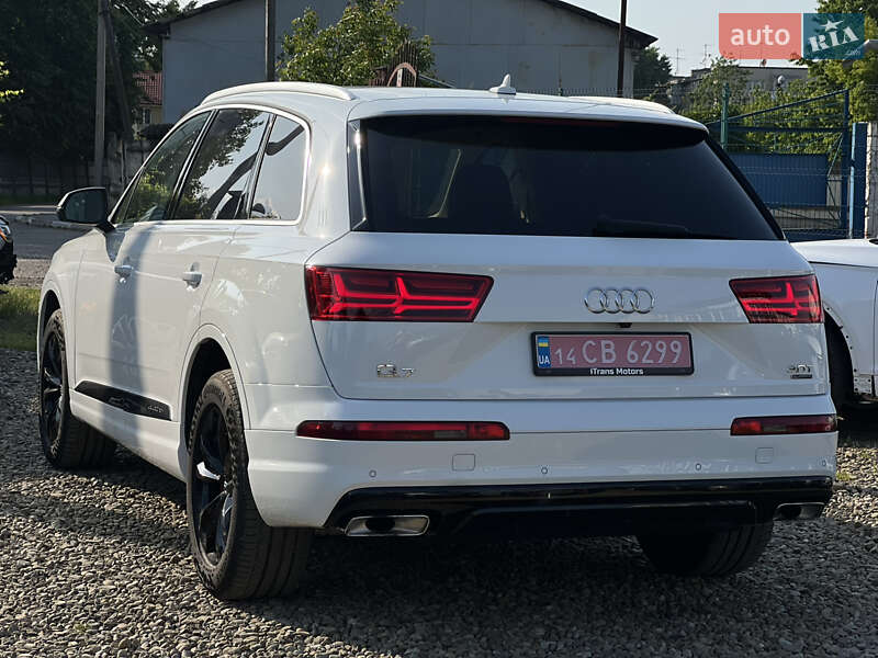 Внедорожник / Кроссовер Audi Q7 2017 в Стрые