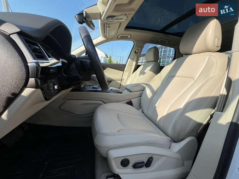 Внедорожник / Кроссовер Audi Q7 2017 в Стрые