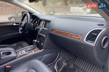 Внедорожник / Кроссовер Audi Q7 2013 в 