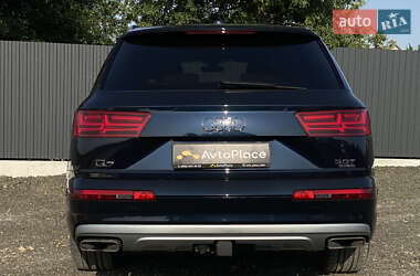 Внедорожник / Кроссовер Audi Q7 2017 в 