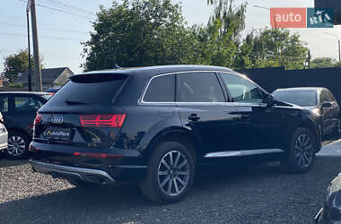 Внедорожник / Кроссовер Audi Q7 2017 в 
