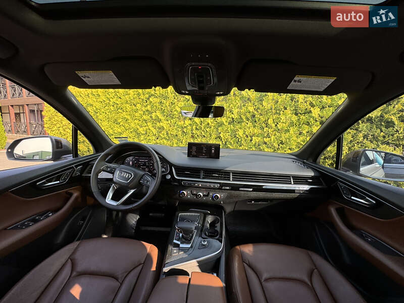 Внедорожник / Кроссовер Audi Q7 2017 в Стрые