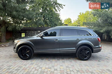 Позашляховик / Кросовер Audi Q7 2015 в 