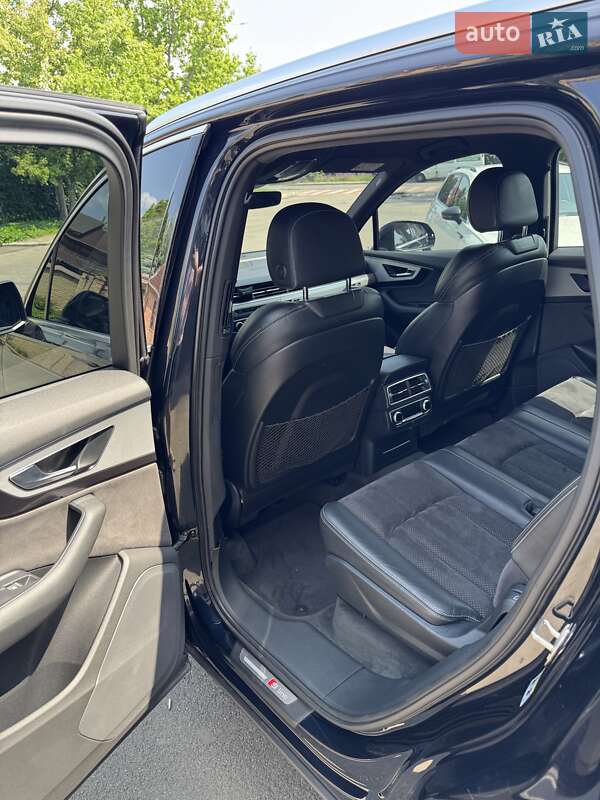 Внедорожник / Кроссовер Audi Q7 2015 в Киеве фото 15 Внедорожник / Кроссовер Audi Q7 2015 в Киеве