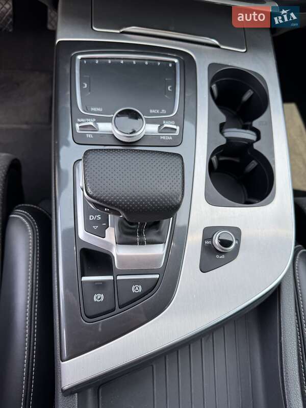 Внедорожник / Кроссовер Audi Q7 2015 в Киеве фото 23 Внедорожник / Кроссовер Audi Q7 2015 в Киеве