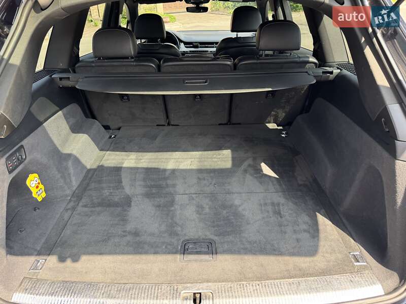 Внедорожник / Кроссовер Audi Q7 2015 в Киеве фото 30 Внедорожник / Кроссовер Audi Q7 2015 в Киеве