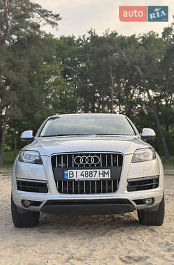 Внедорожник / Кроссовер Audi Q7 2013 в 
