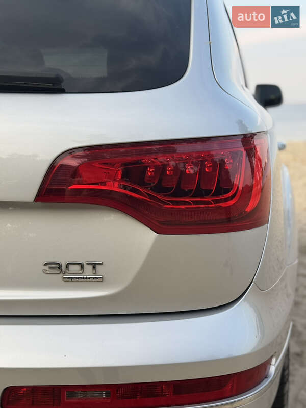 Позашляховик / Кросовер Audi Q7 2013 в Черкасах фото 11 Позашляховик / Кросовер Audi Q7 2013 в Черкасах
