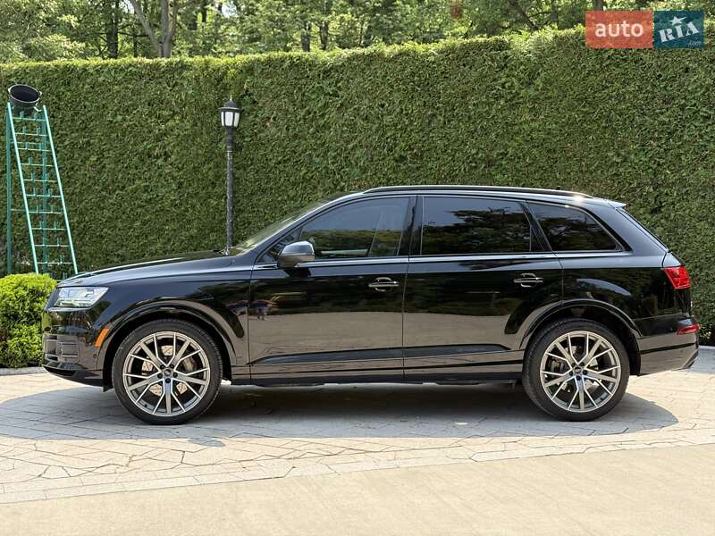 Внедорожник / Кроссовер Audi Q7 2018 в Жовкве