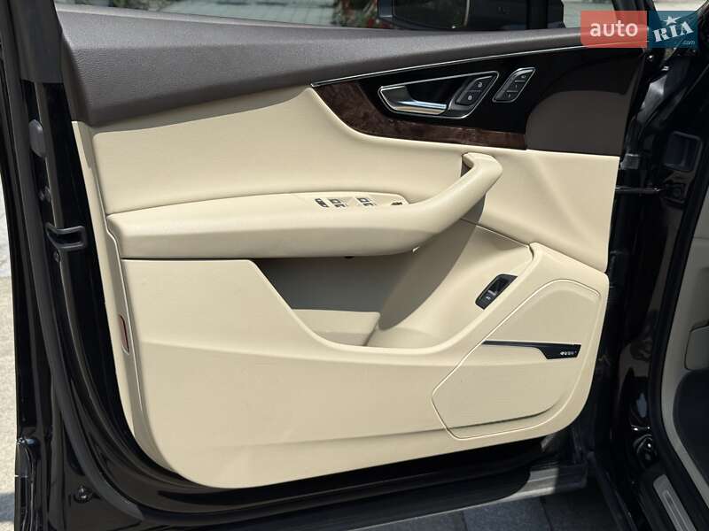 Внедорожник / Кроссовер Audi Q7 2018 в Жовкве