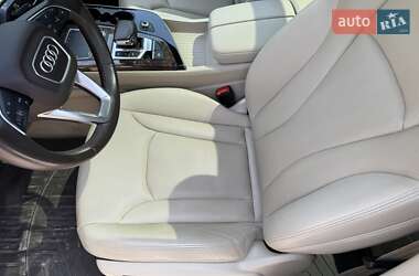 Внедорожник / Кроссовер Audi Q7 2018 в 