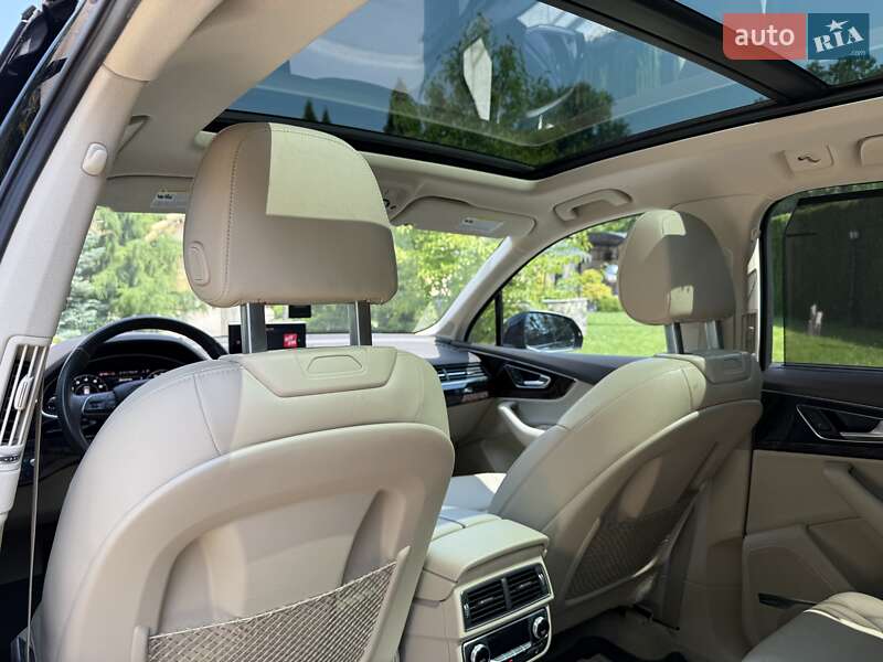 Внедорожник / Кроссовер Audi Q7 2018 в Жовкве