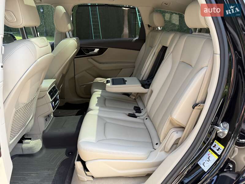 Внедорожник / Кроссовер Audi Q7 2018 в Жовкве
