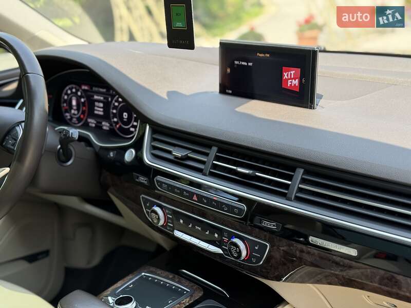Внедорожник / Кроссовер Audi Q7 2018 в Жовкве