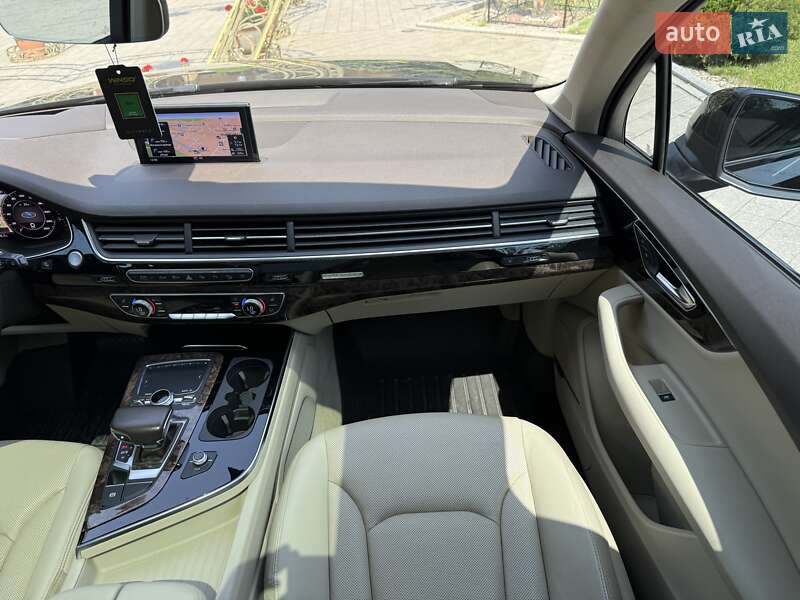 Внедорожник / Кроссовер Audi Q7 2018 в Жовкве
