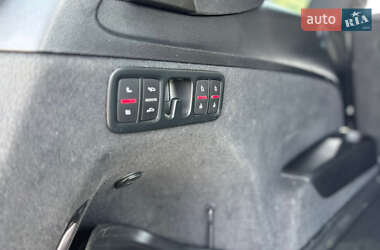 Внедорожник / Кроссовер Audi Q7 2015 в 