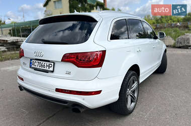 Внедорожник / Кроссовер Audi Q7 2013 в 