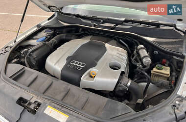 Внедорожник / Кроссовер Audi Q7 2013 в 