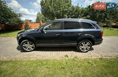 Внедорожник / Кроссовер Audi Q7 2012 в 