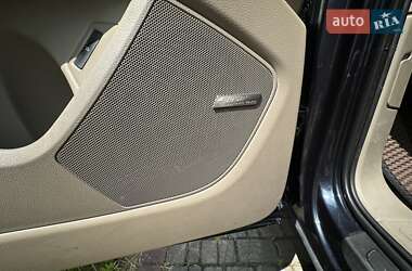 Внедорожник / Кроссовер Audi Q7 2012 в 
