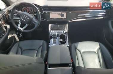 Внедорожник / Кроссовер Audi Q7 2021 в 