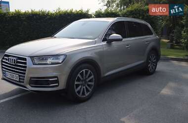 Позашляховик / Кросовер Audi Q7 2015 в Києві