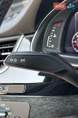 Внедорожник / Кроссовер Audi Q7 2016 в 