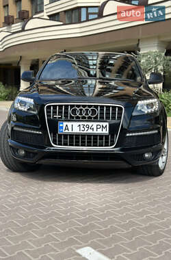 Внедорожник / Кроссовер Audi Q7 2010 в 