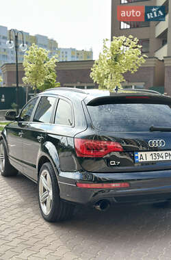 Внедорожник / Кроссовер Audi Q7 2010 в 