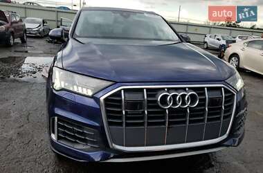 Внедорожник / Кроссовер Audi Q7 2023 в 