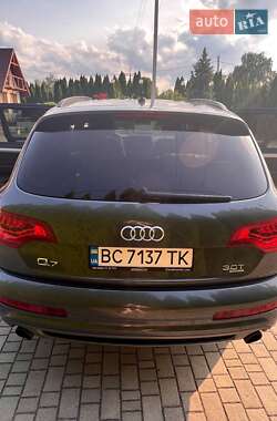 Внедорожник / Кроссовер Audi Q7 2013 в 