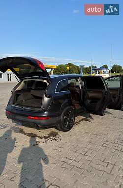 Внедорожник / Кроссовер Audi Q7 2006 в 