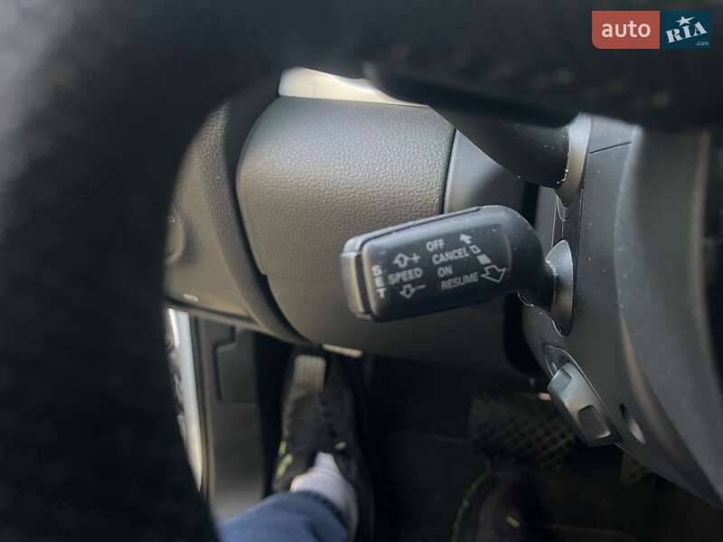 Позашляховик / Кросовер Audi Q7 2012 в Одесі