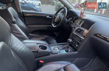 Позашляховик / Кросовер Audi Q7 2012 в 