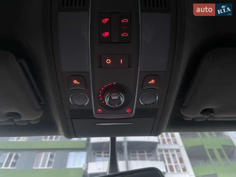 Позашляховик / Кросовер Audi Q7 2012 в Одесі