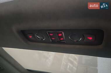 Позашляховик / Кросовер Audi Q7 2012 в 