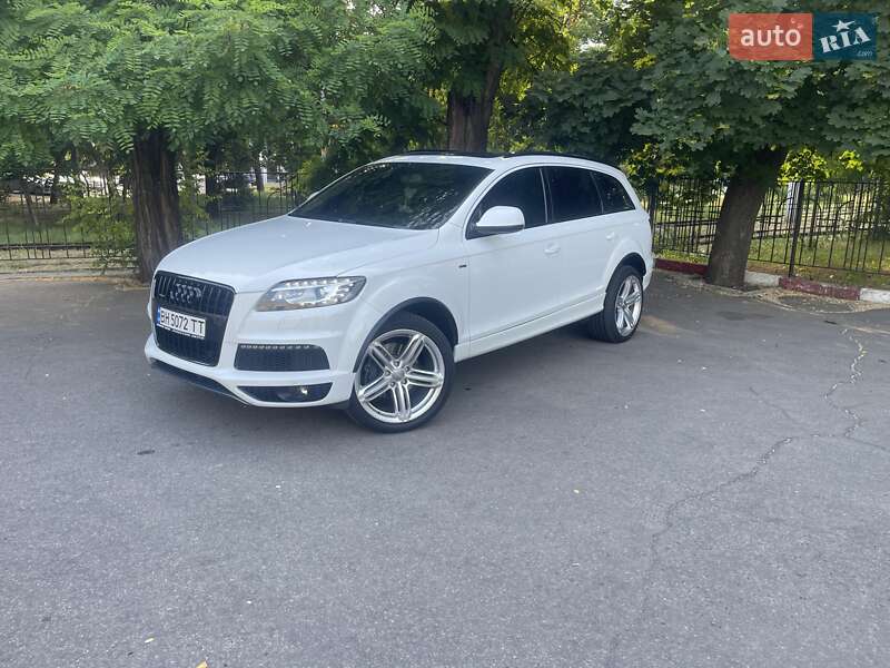 Позашляховик / Кросовер Audi Q7 2012 в Одесі