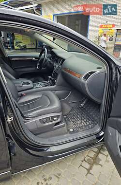 Внедорожник / Кроссовер Audi Q7 2013 в 