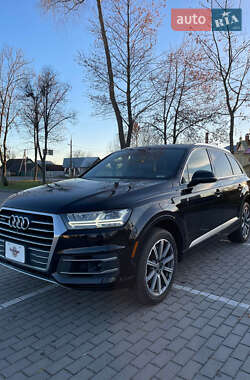 Внедорожник / Кроссовер Audi Q7 2017 в Краматорске