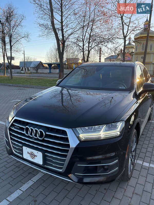 Позашляховик / Кросовер Audi Q7 2017 в Краматорську