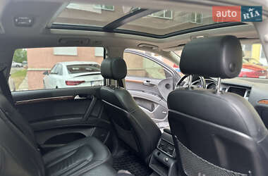Внедорожник / Кроссовер Audi Q7 2012 в 