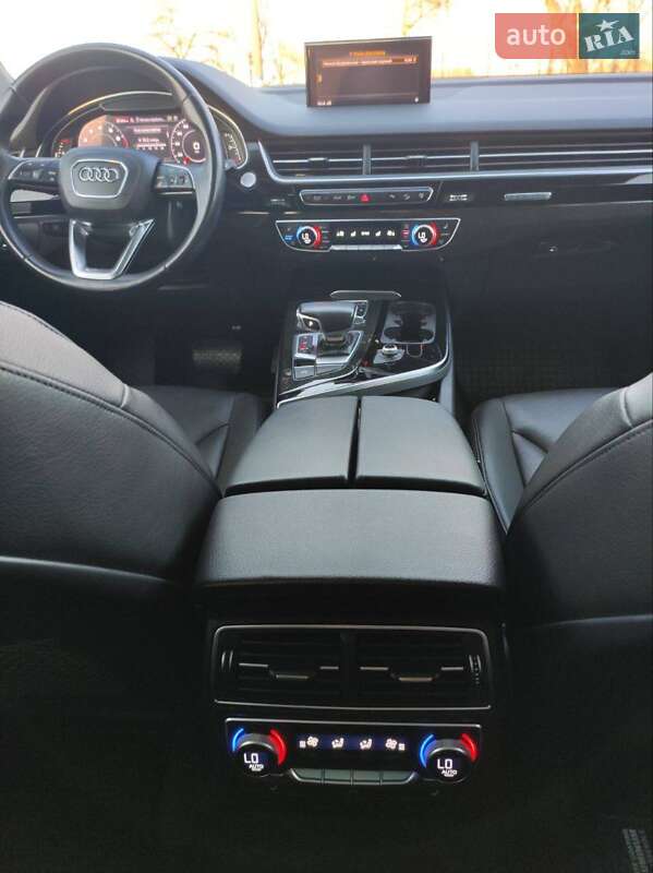 Внедорожник / Кроссовер Audi Q7 2015 в Каменском фото 9 Внедорожник / Кроссовер Audi Q7 2015 в Каменском
