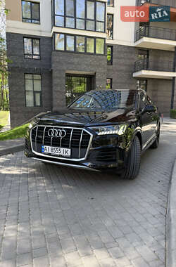 Позашляховик / Кросовер Audi Q7 2020 в 